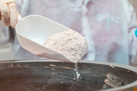Dites adieu aux protéines en poudre ultra-transformées ! Comment construire du muscle naturellement ?