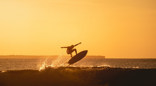 Surf : un complément naturel pour mieux récupérer